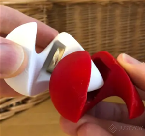 Helical Heart with Secret Compartment1.png